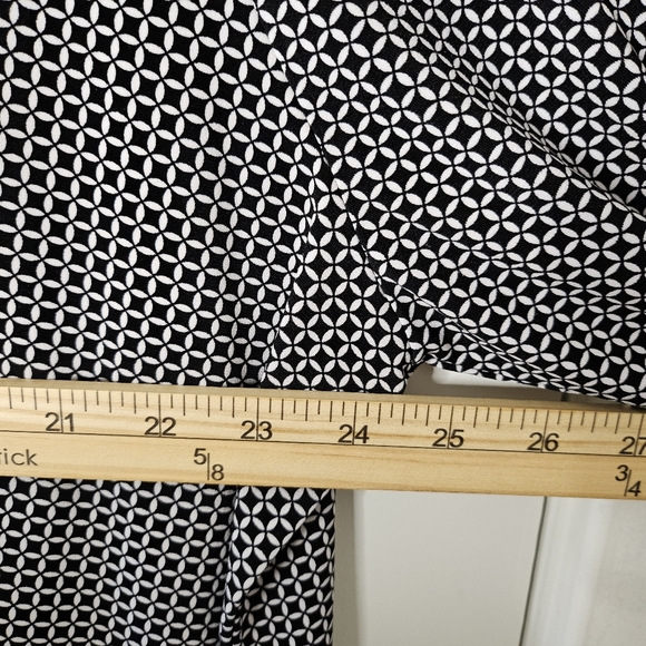 Michael Kors 2X Geo Print Tunic Blouse Bell Sleeves Chic Stretch Plus Size - Picture 9 of 11